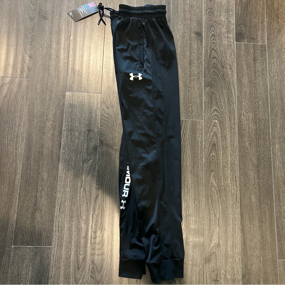 Under Armour Men's Black Track Pants NWT - Picture 5 of 6